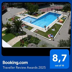 Oasis Near Barcelona Pool Tennis Apartamento