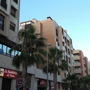 https://apartamento-3-hab-en-el-parador.es-andalucia.com